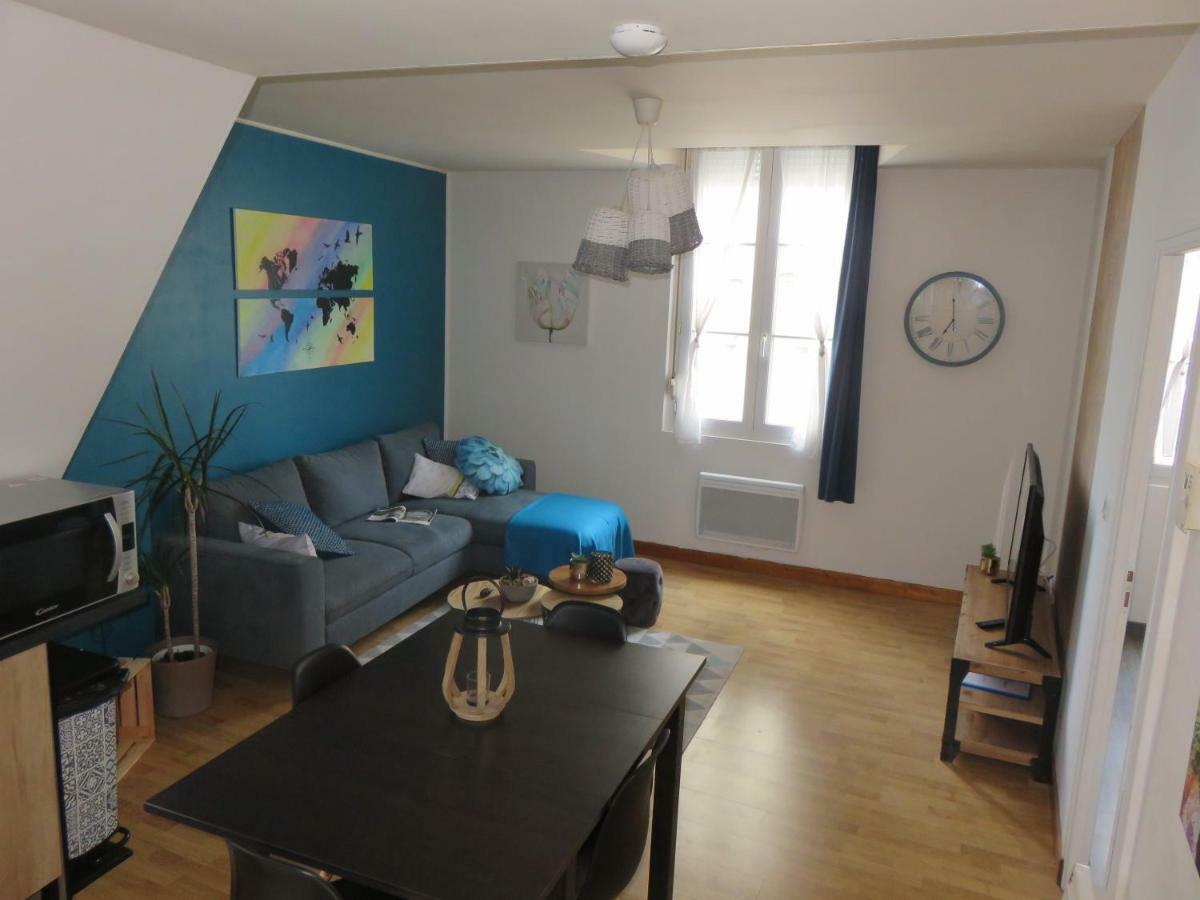 Grand Appartement Chaleureux Thouars Dış mekan fotoğraf