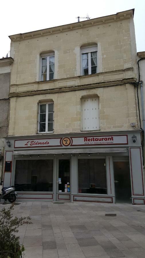Grand Appartement Chaleureux Thouars Dış mekan fotoğraf